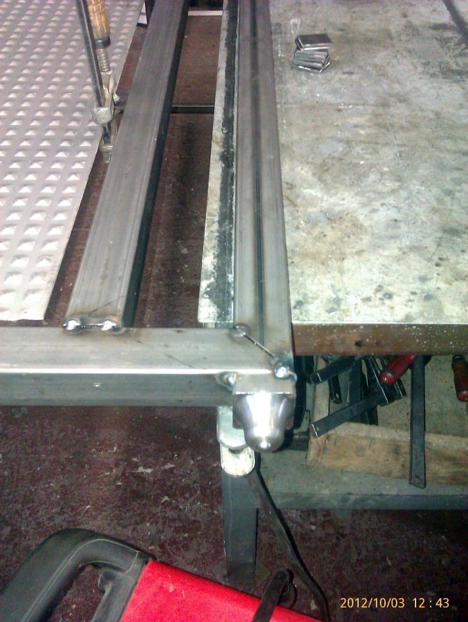 BISAGRA INFERIOR DE APOYO