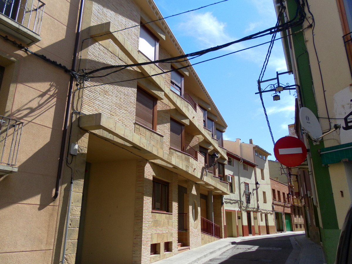 BLOQUE DE 9 VIVIENDAS