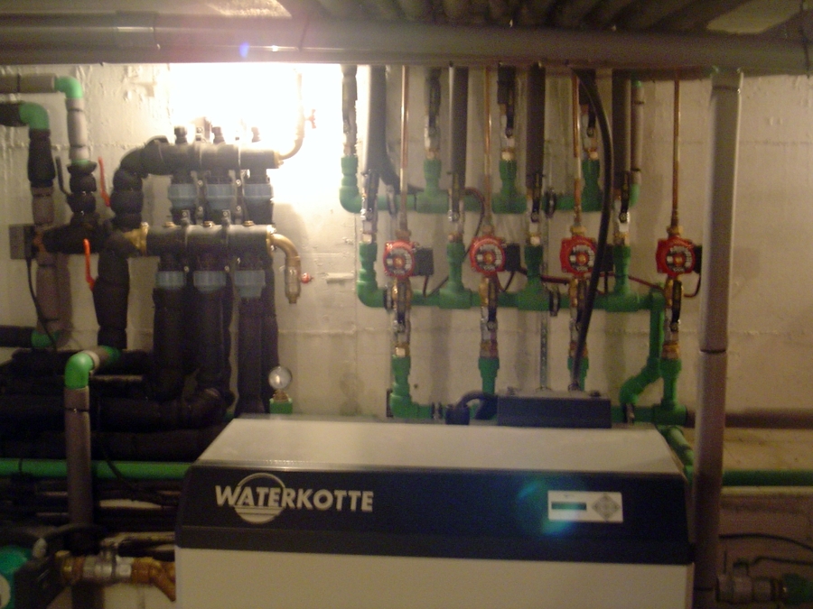 Bomba geotermia de la marca Waterkotte de 27kw