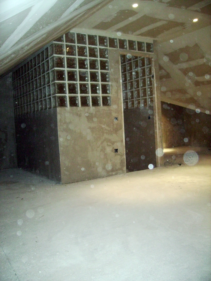 Buhardilla con tragaluz I