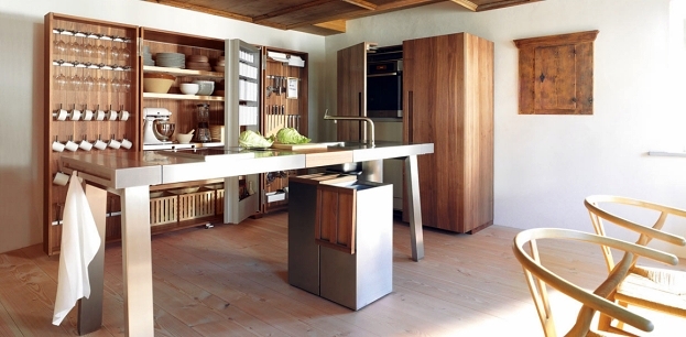 bulthaup b2. Banco de trabajo y baul abierto  