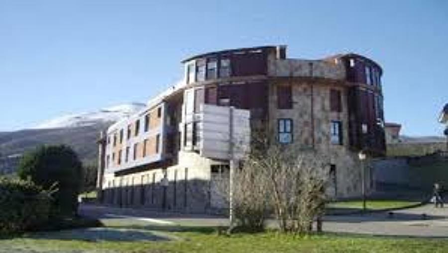 Edificio de 24 viviendas en San Martin de Teverga, Asturias.