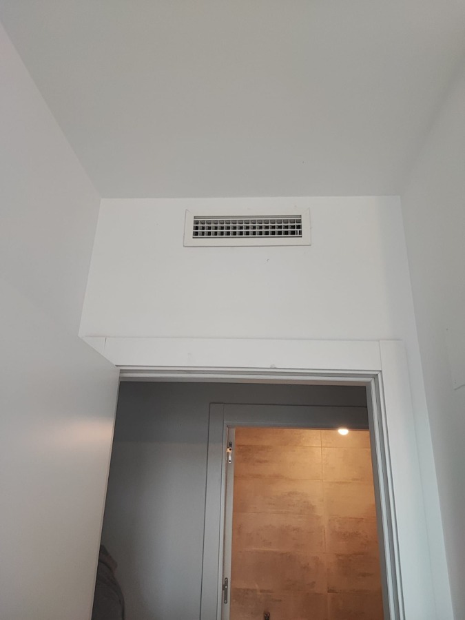 Acabado aire acondicionado por conductos