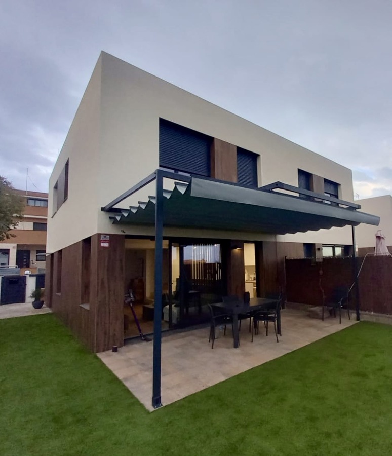 PERGOLA CORREDERA DE ONDAS