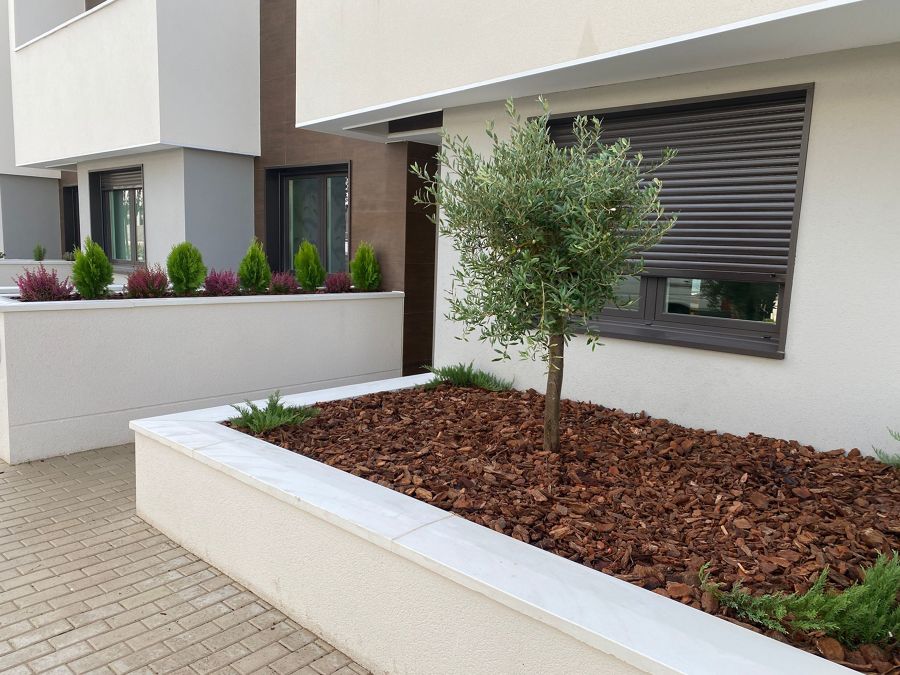 Diseño clásico de jardineras