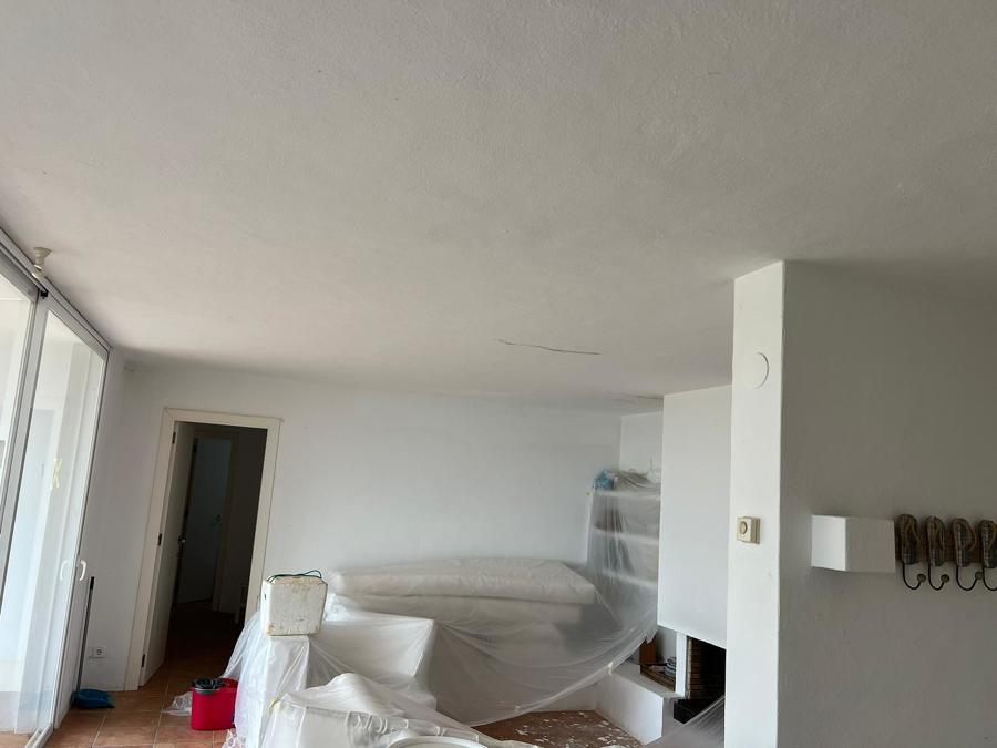 REPARACION FILTRACIONES Y HUMEDADES EN FACHADA E INTERIORES