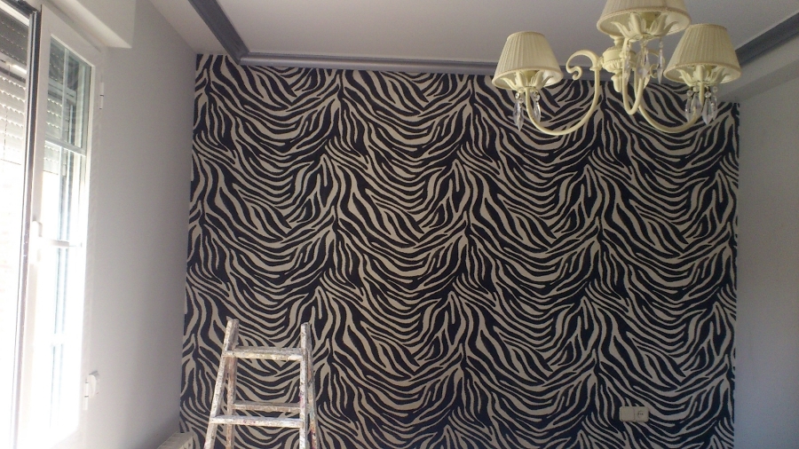 Cabecero habitación empapelado