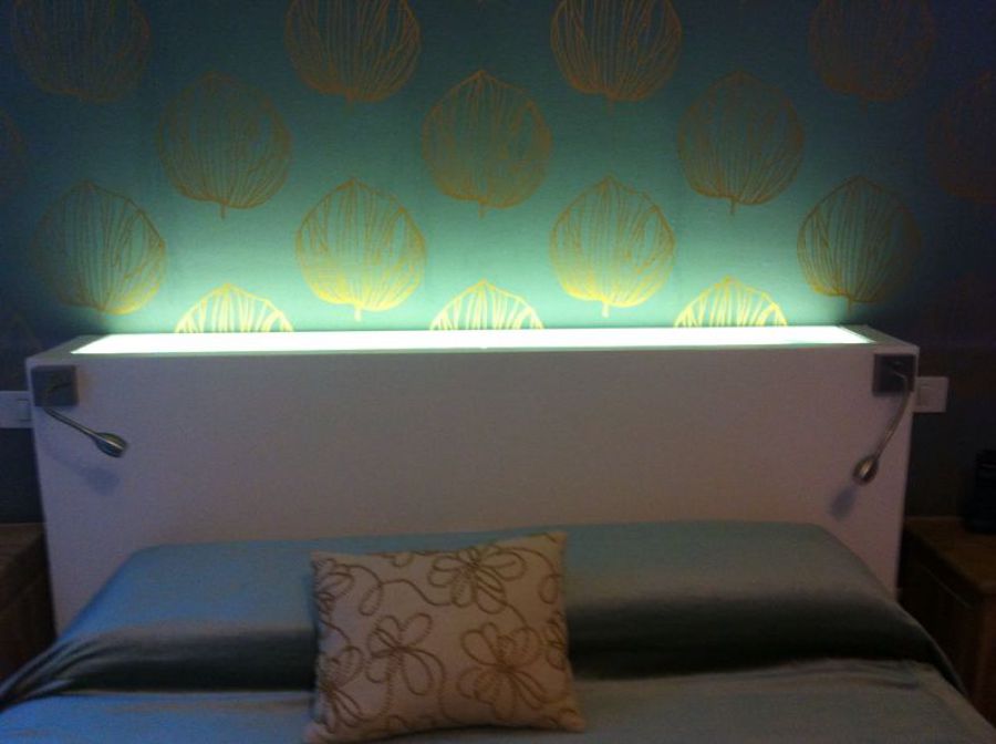 Cabecero retroiluminado