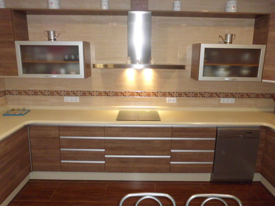 Muebles de cocina en postformado