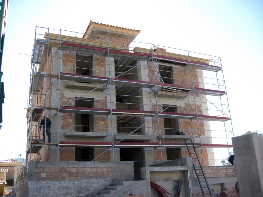 Edificio Plurifamiliar Andratx