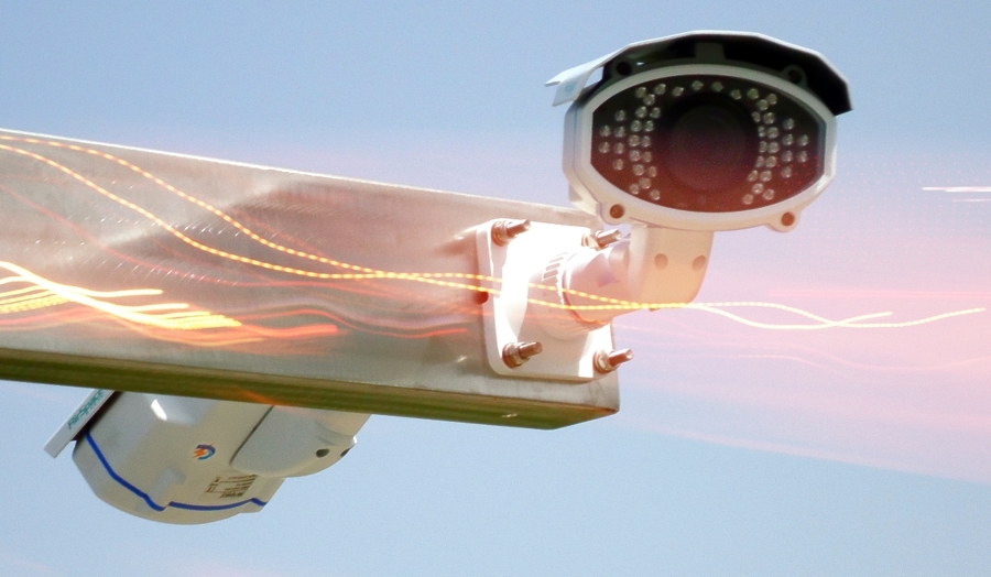 Cámara compacta en base de acero inox