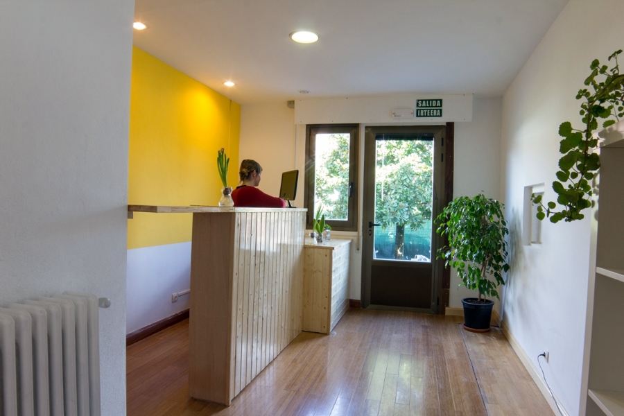 Cambio de uso y adecuación de vivienda unifamiliar como albergue turístico. Pamplona