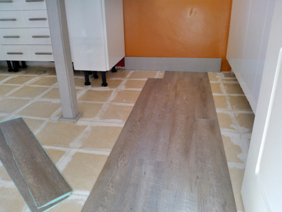 Cambio suelo de cocina sin obras.