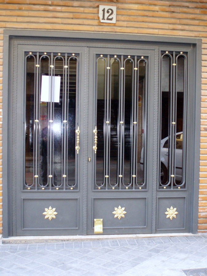 Cambios de puertas de entrada a portal