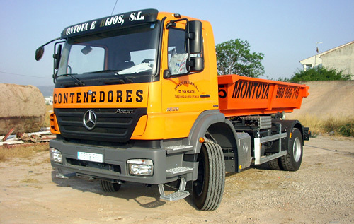 Camión contenedores