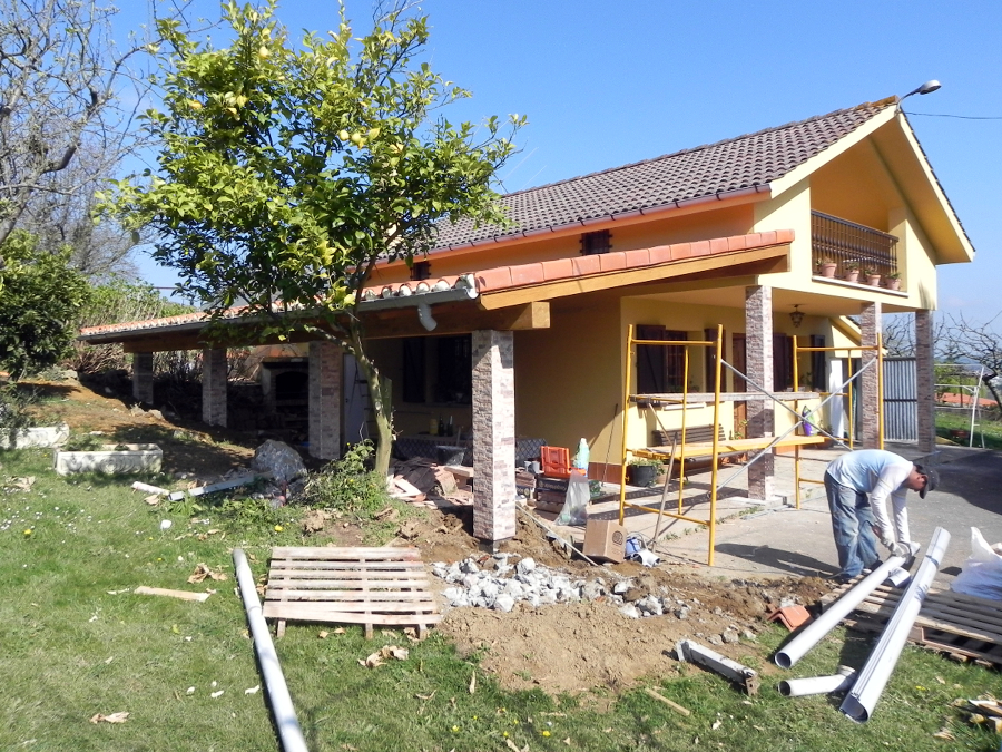 canalisacion con canalon y bajantes