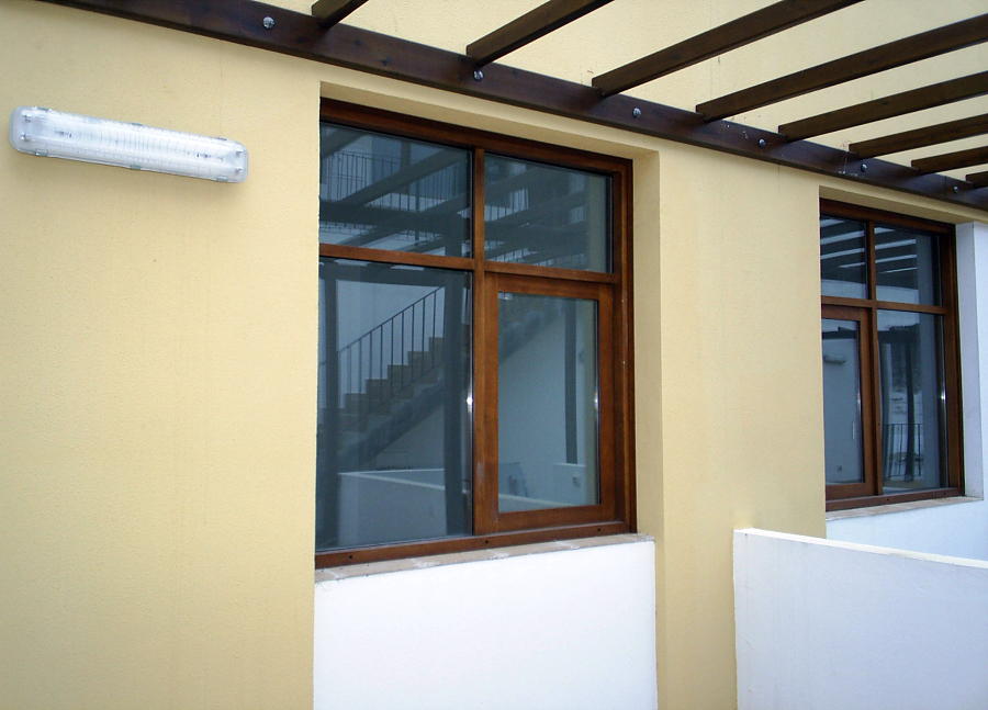 CARPINTERIA EXTERIOR.