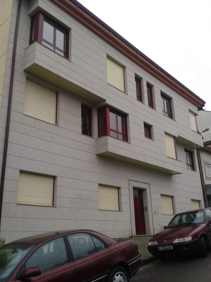 carpinteriaa con RPT en edificio de vivieendas