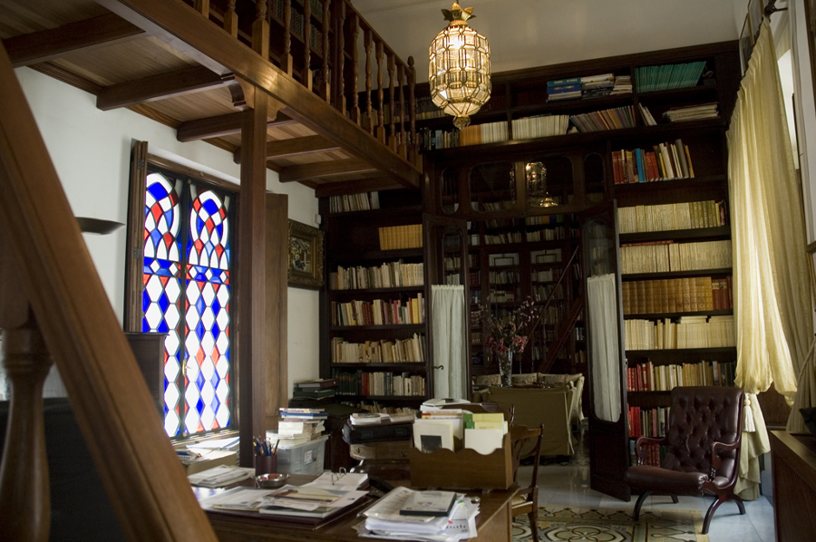 VIVIENDA PARTICULAR (C/ AGUILAS. SEVILLA)