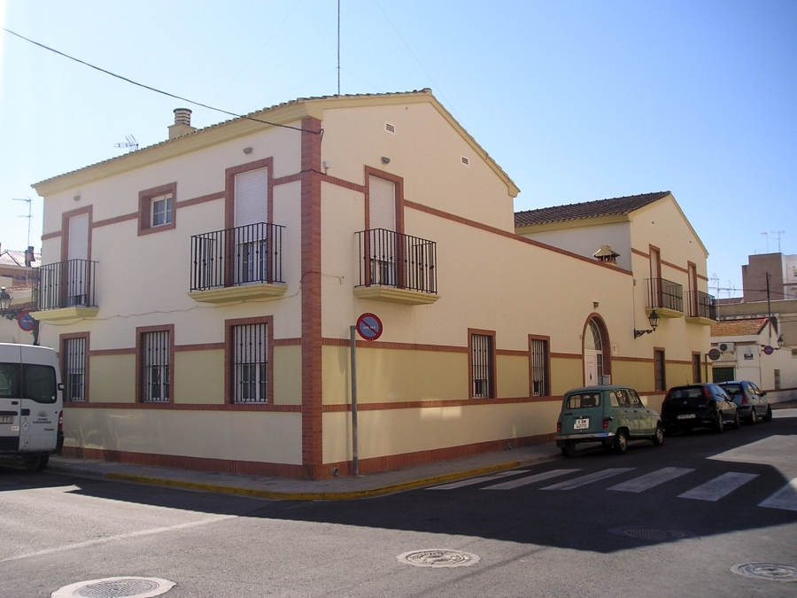 CASA AMPLE
