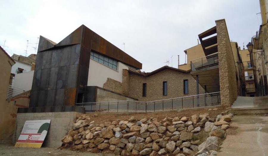 RECUPERACION DE EDIFICIO CASA SANTA CALAHORRA