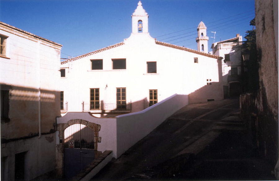 CASAL DE LES MONGES / RODA DE BARÀ