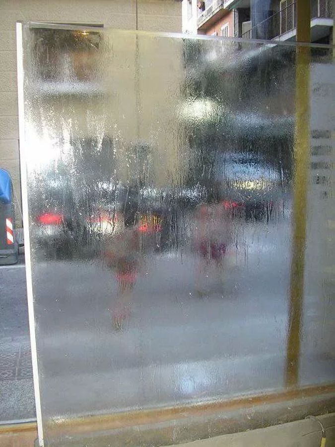 Cascada mural a dos aguas I