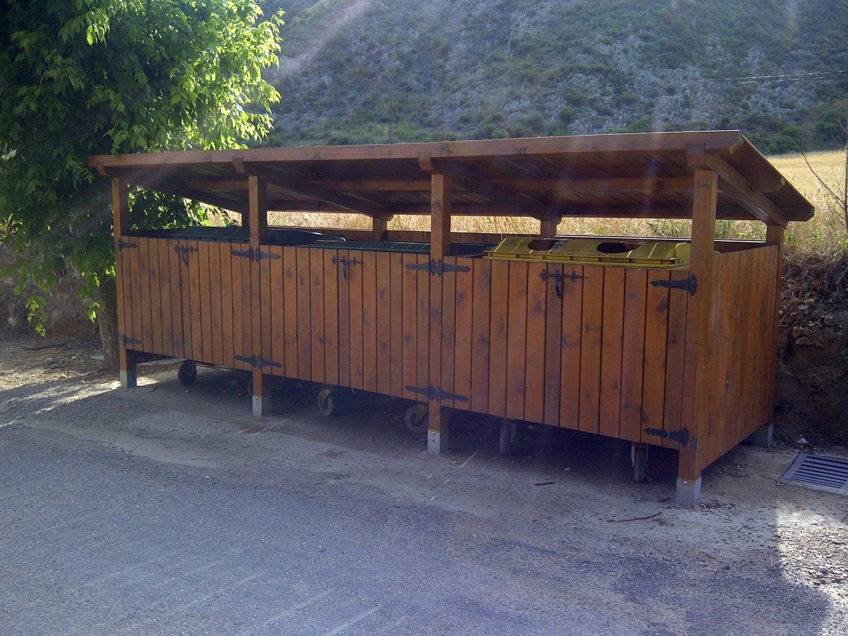 CASETA CUBRECONTENEDORES 