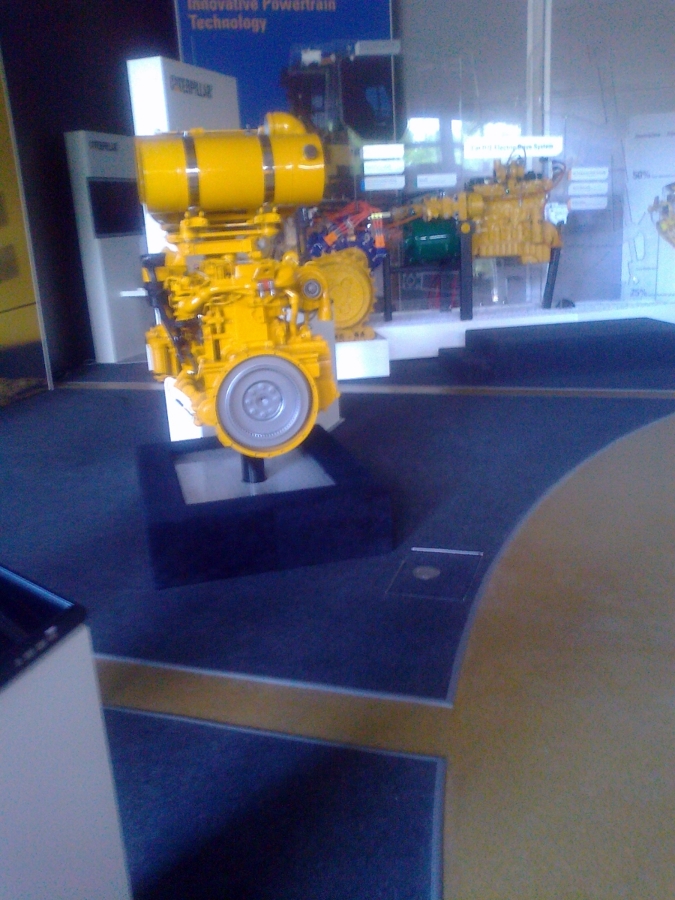 CATERPILLAR, Centro de demostraciones y desarrollo, Maqueda