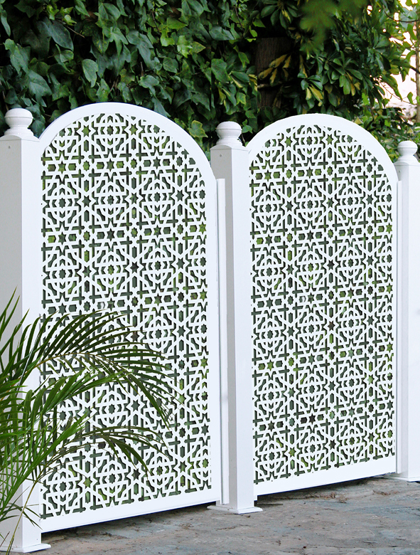 Celosía separador de jardín. Vallados