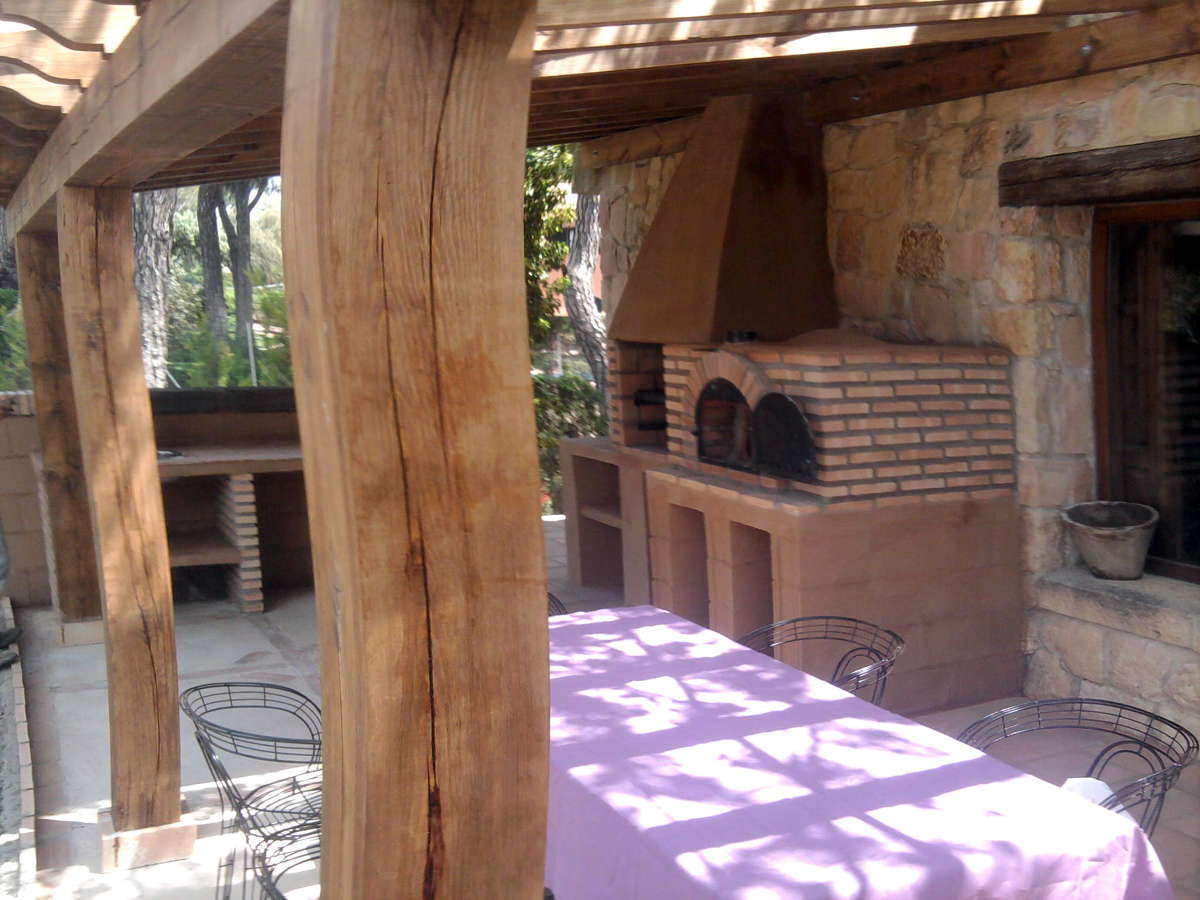 cenador rústico de obra