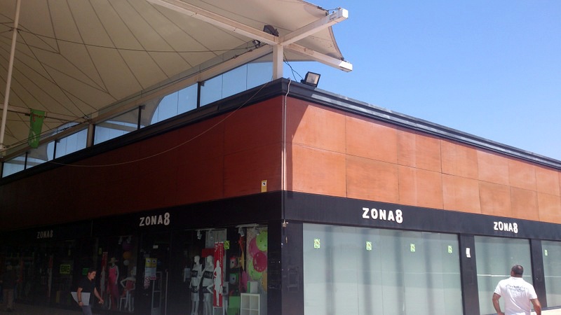 Centro Comercial LA VAILET. St. Vicens dels Horts