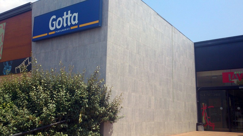 Centro Comercial LA VAILET. St. Vicens dels Horts