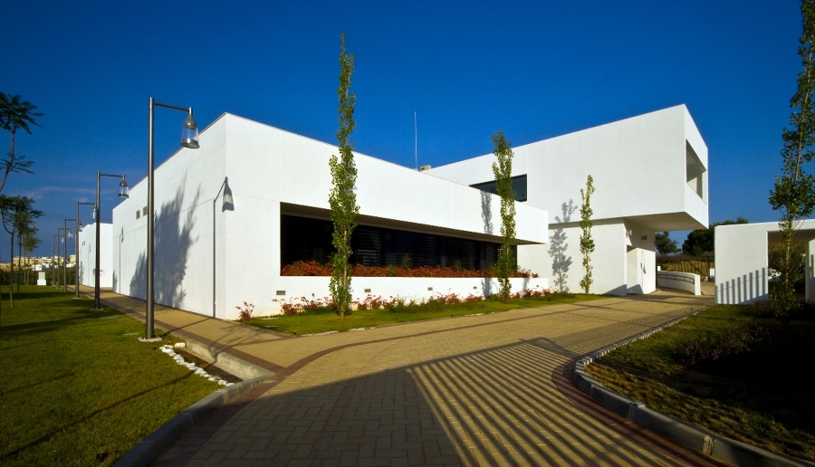 CENTRO SOCIO SANITARIO EN LA CALA DE MIJAS