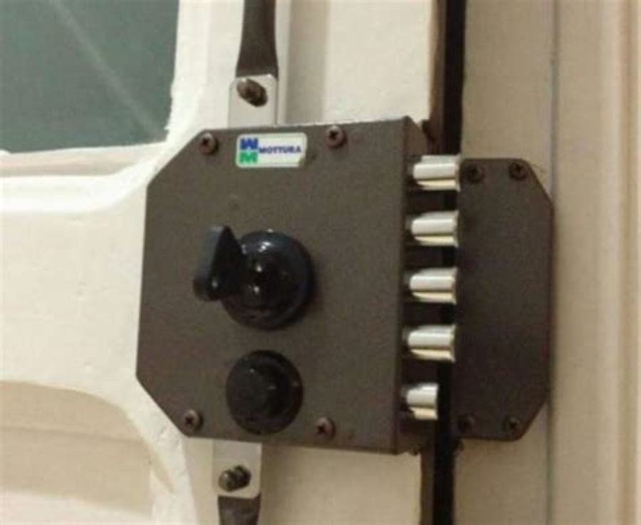 CERRADURA ALTA SEGURIDAD