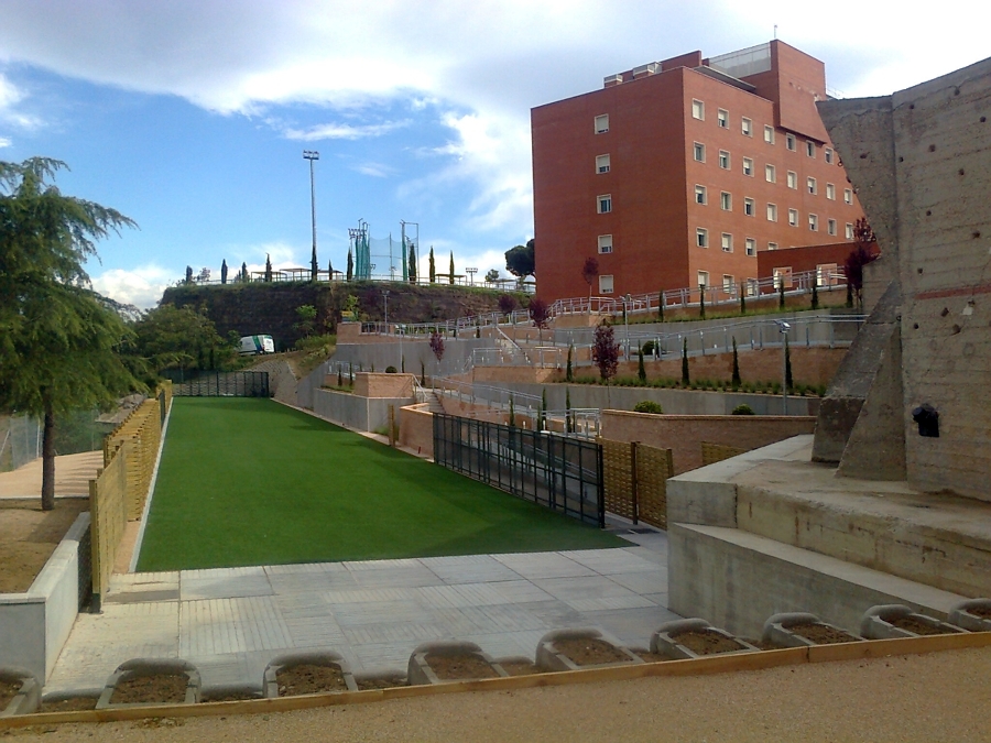 CERRAJERIA EN PISTA DE TIRO CON ARCO EN EL CONSEJO SUPERIOR DE DEPORTES EN MADRID.PISTA NORTE.