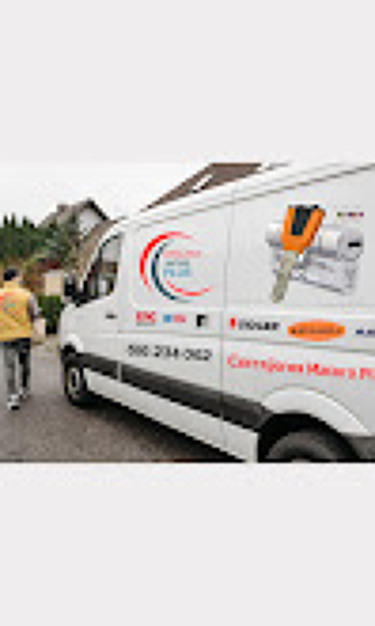 Furgoneta cerrajeros Mataro plus