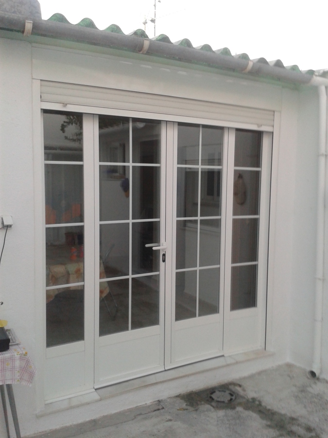 CERRAMIENTO ALUMINIO Y VIDRIO CON BARROTILLO