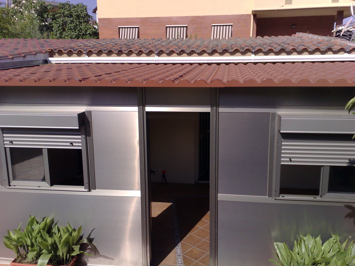 cerramiento color inox techo teja