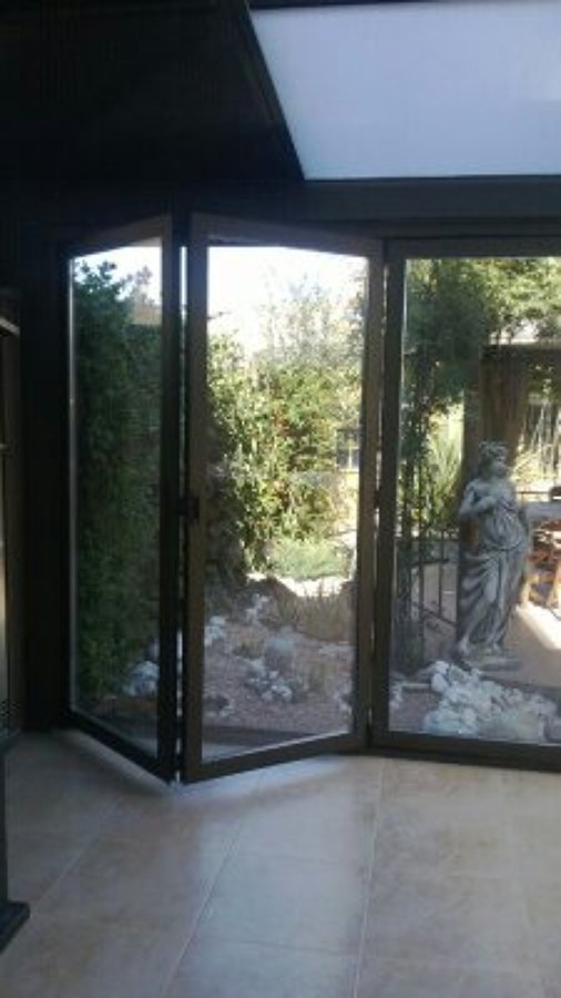 CERRAMIENTO CON TECHO 3 CARRILES 75% APERTURA MANUAL EN ALFAJARIN