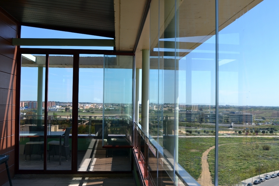 cerramiento de cirtal cerrado