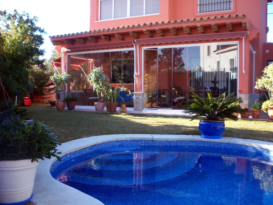 CERRAMIENTO DE PORCHE EN PUERTO SHERRY