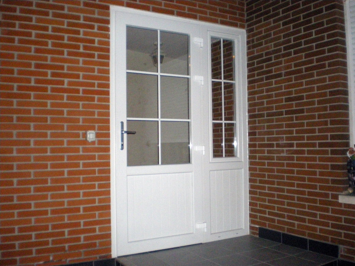 Cerramiento entrada a vivienda