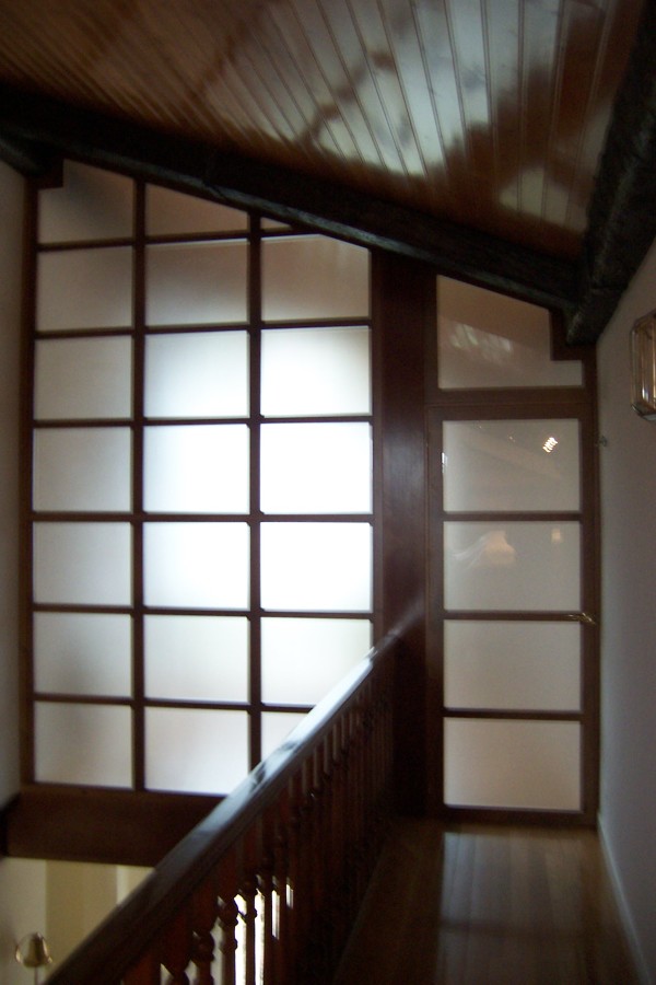 cerramiento madera y cristal ácido