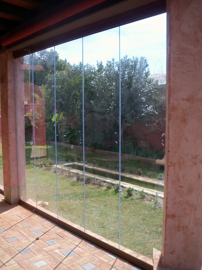 CERRAMIENTO SIN PERFILES COLOR MADERA