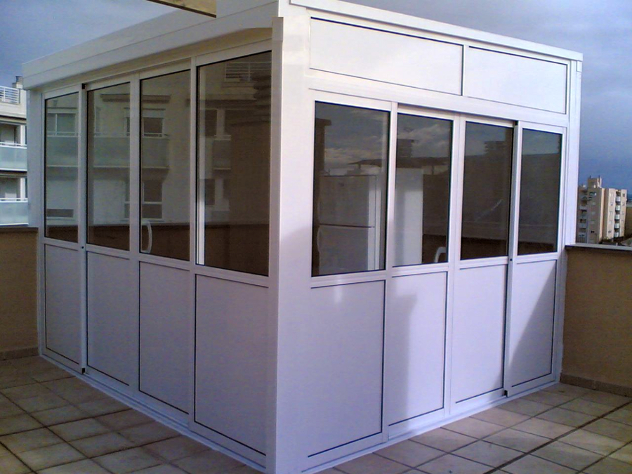 Cerramiento y techo sándwich