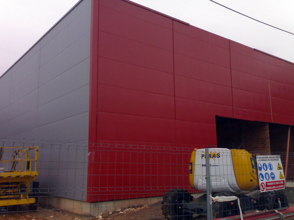 Cerramientos de naves industriales.