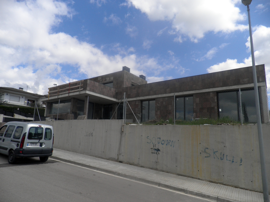 Chalet de estilo cubico