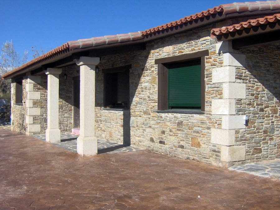 chalet de piedra alcala