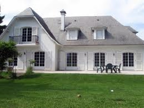 chalet estilo Ingles .